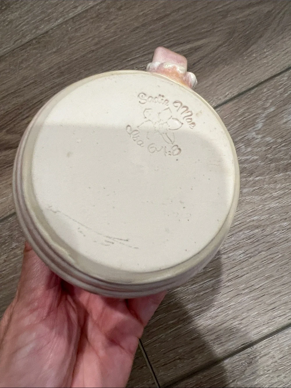 N/A beautiful cream